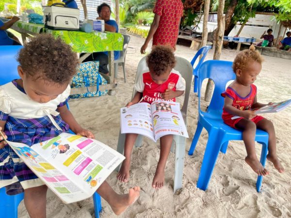 livre buk bilong pikinini mission humanitaire aidocean papouasie